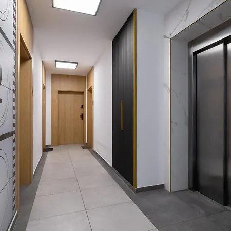Prandoty Beautiful With Balcony Cracow By Renters Prestige Krakow