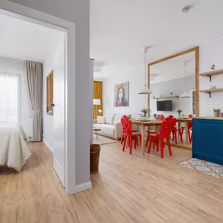 Lägenhet Prandoty Beautiful With Balcony Cracow By Renters Prestige