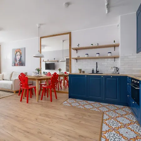 Prandoty Beautiful With Balcony Cracow By Renters Prestige